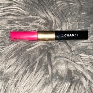 Chanel two in one lip gloss